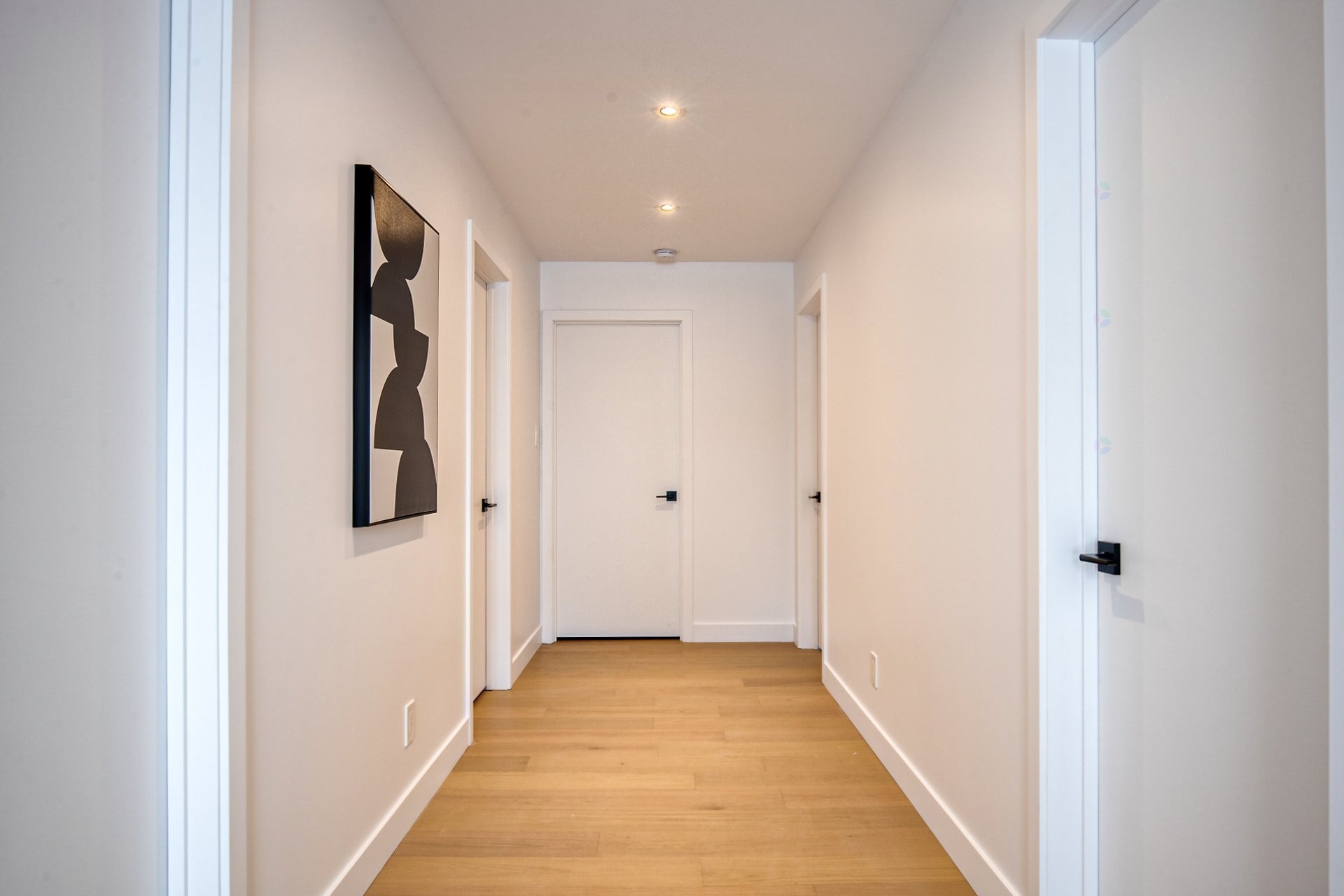 Passageway - 1300 Rue Montarville, Saint-Bruno-De-Montarville, QC - Indoor Photo Showing Other Room