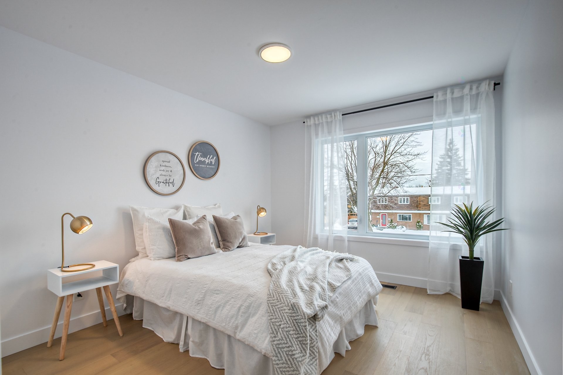 Bedroom - 1300 Rue Montarville, Saint-Bruno-De-Montarville, QC - Indoor Photo Showing Bedroom