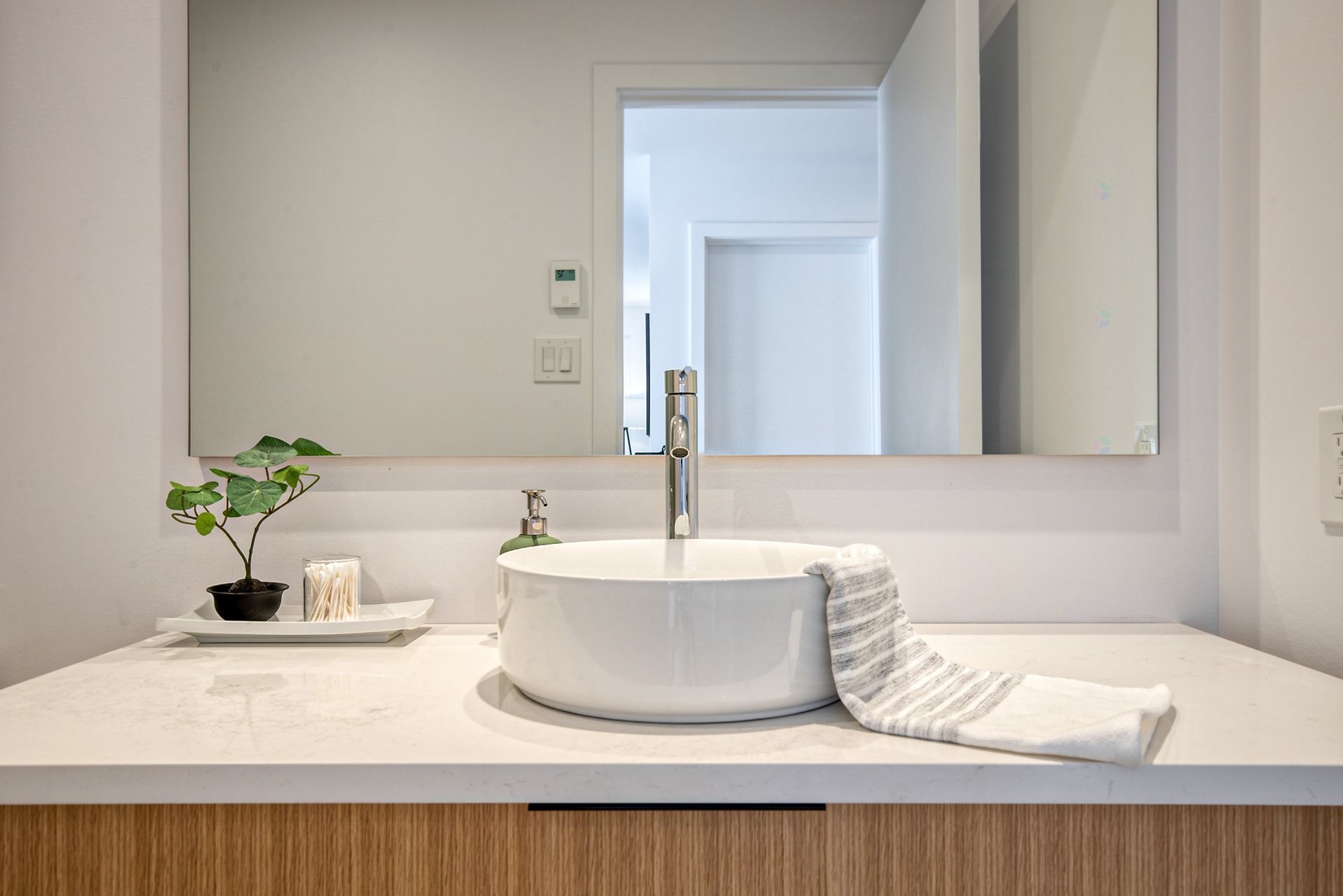 Bathroom - 1300 Rue Montarville, Saint-Bruno-De-Montarville, QC - Indoor Photo Showing Bathroom