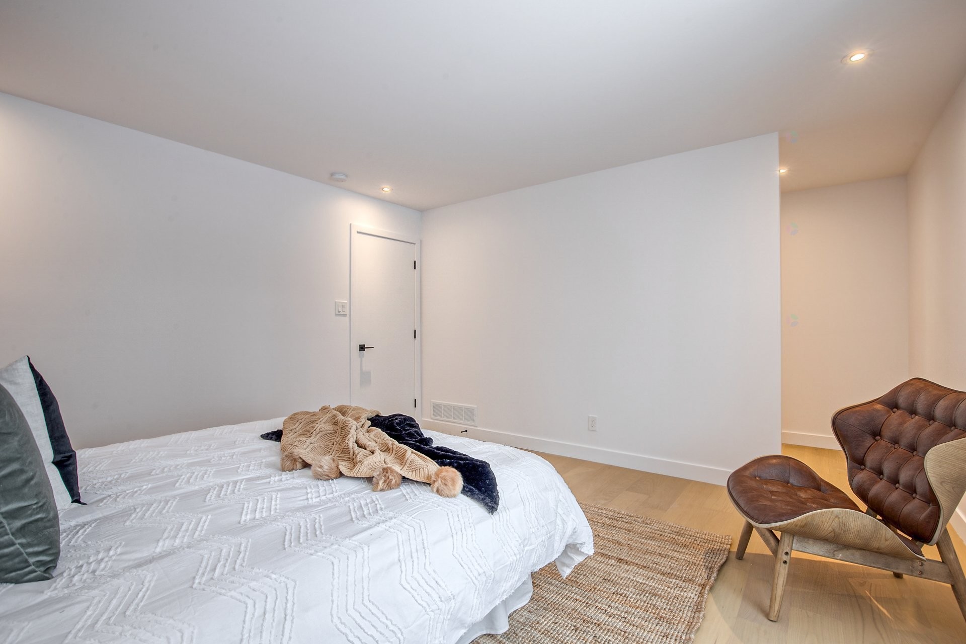 Master Bedroom - 1300 Rue Montarville, Saint-Bruno-De-Montarville, QC - Indoor Photo Showing Bedroom