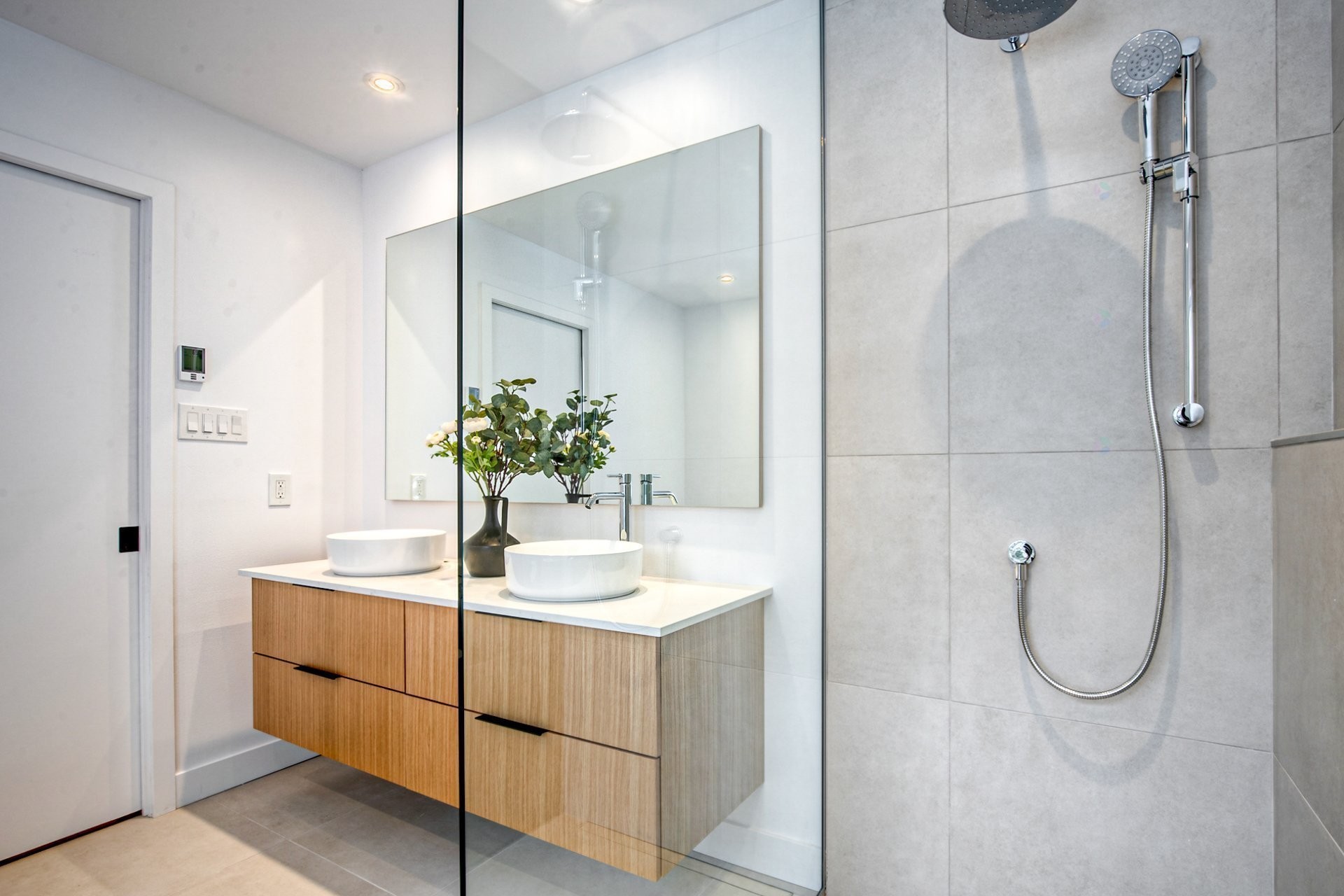 Master Bathroom - 1300 Rue Montarville, Saint-Bruno-De-Montarville, QC - Indoor Photo Showing Bathroom