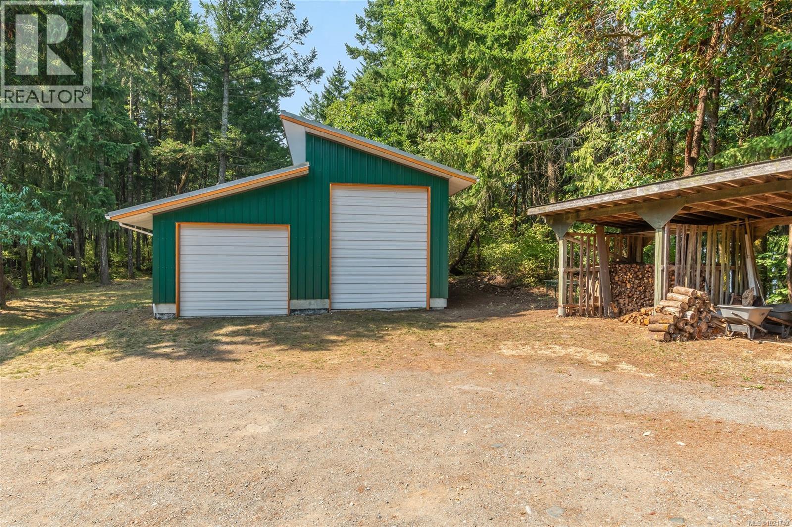 4961 Aho Rd, Ladysmith, BC - Outdoor