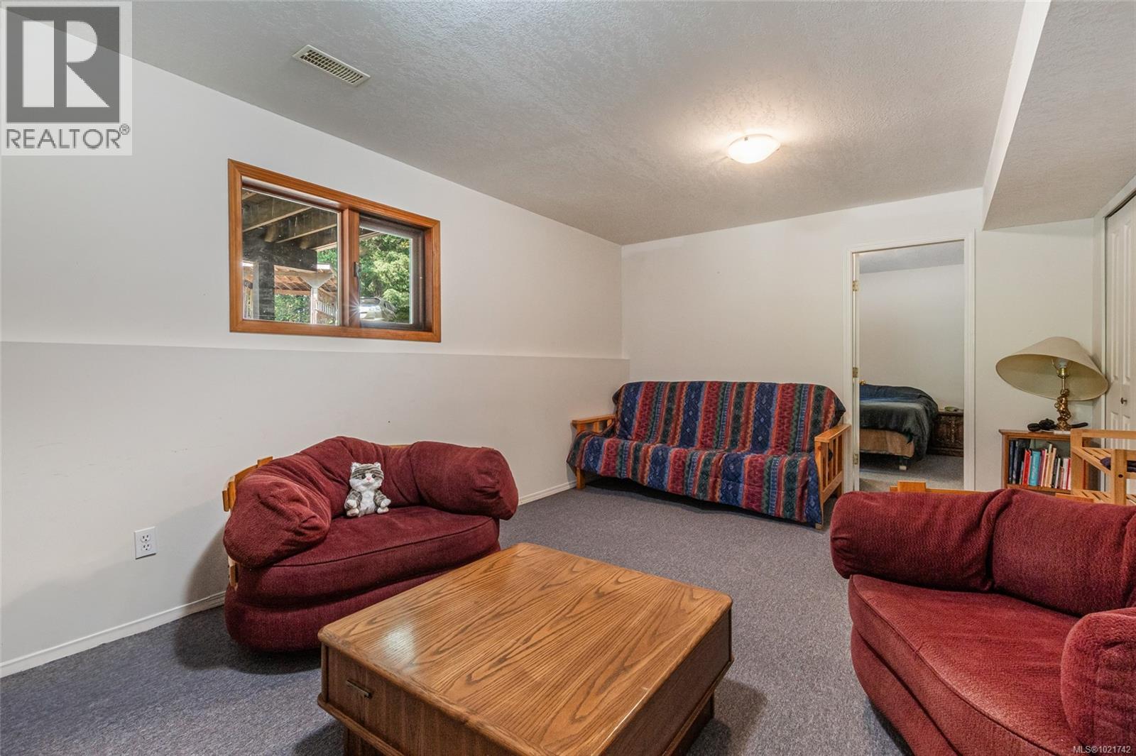 4961 Aho Rd, Ladysmith, BC - Indoor