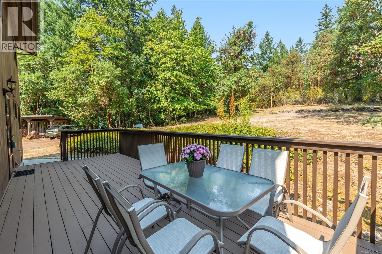 4961 Aho Rd, Ladysmith, BC - Outdoor With Deck Patio Veranda