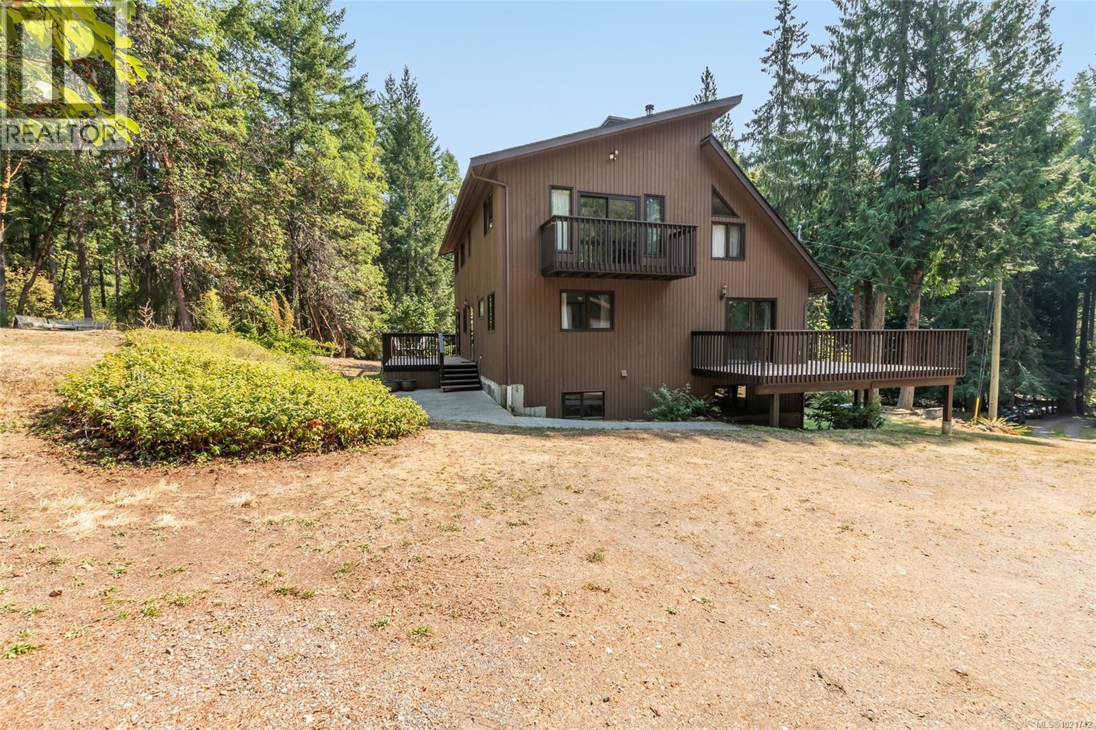 4961 Aho Rd, Ladysmith, BC - Outdoor With Deck Patio Veranda