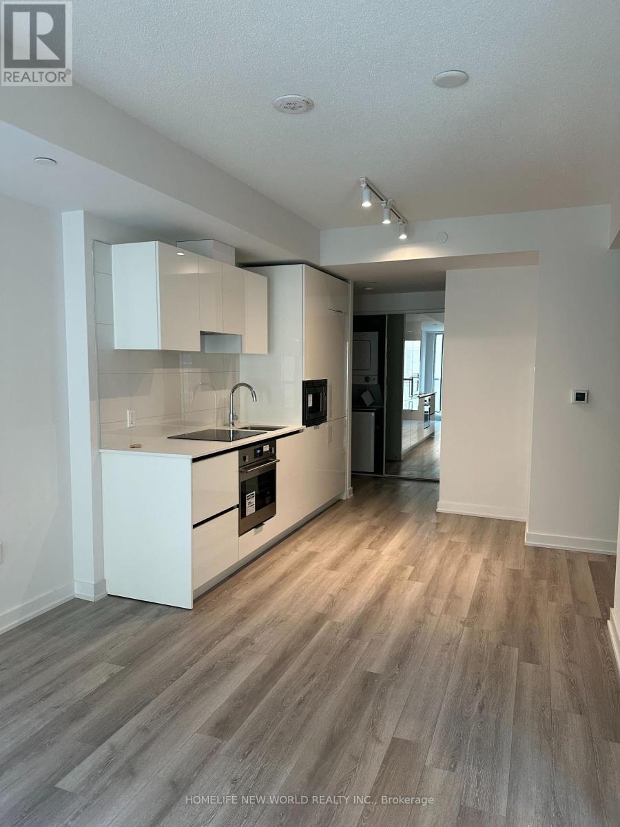 901 - 238 Simcoe Street, Toronto, ON - Indoor Photo Showing Kitchen