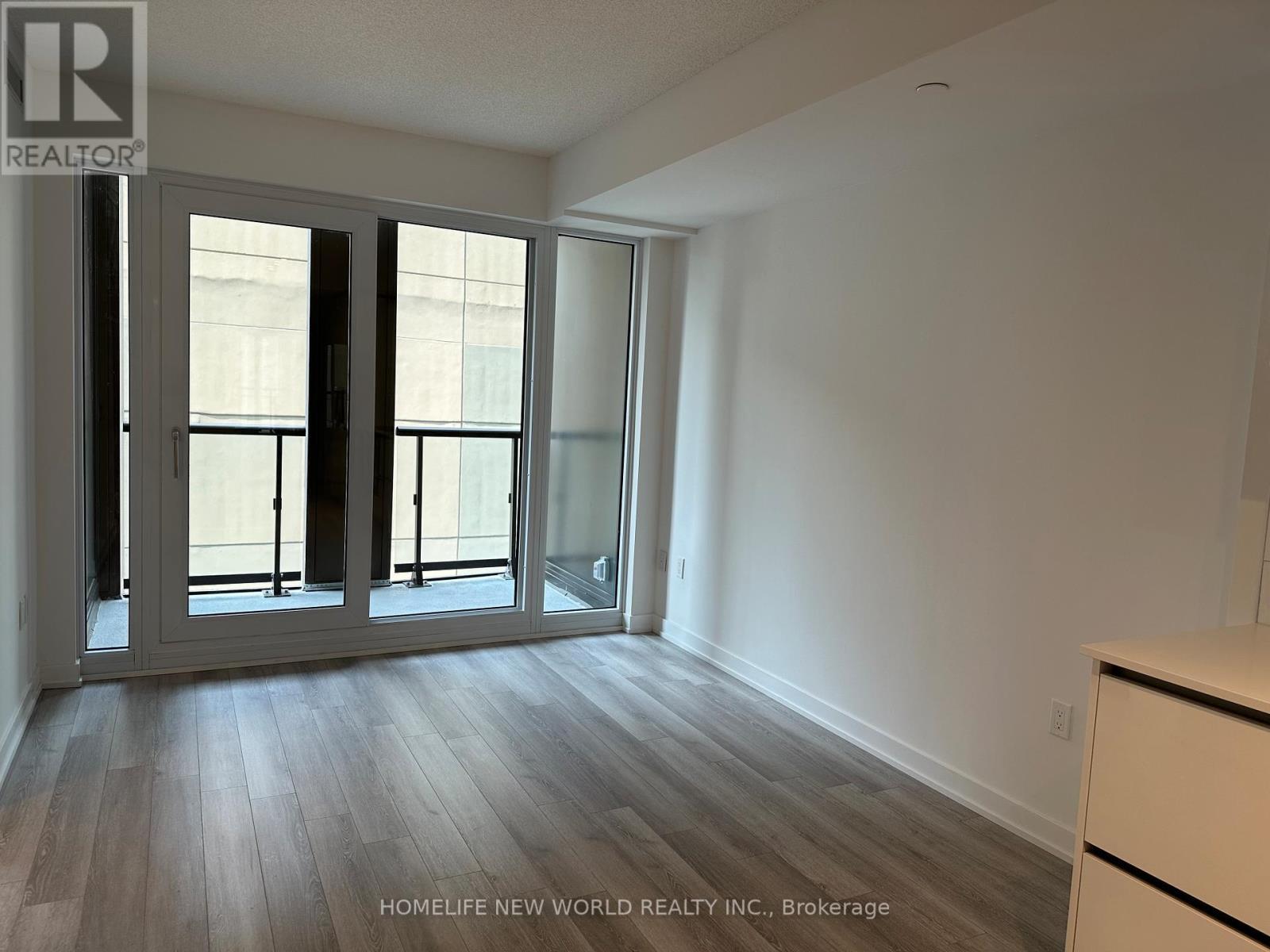 901 - 238 Simcoe Street, Toronto, ON - Indoor Photo Showing Other Room