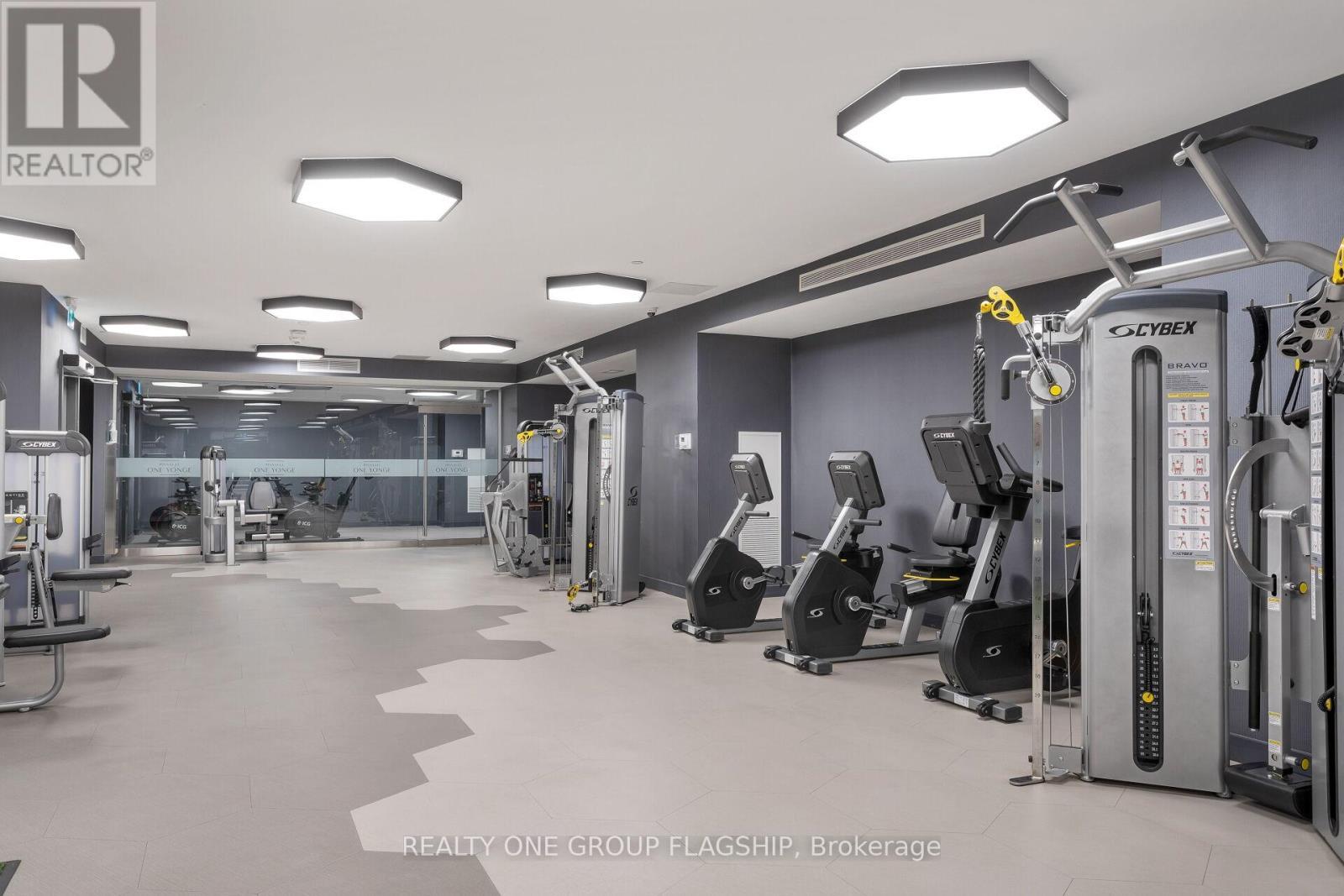 1609 - 28 Freeland Street, Toronto, ON - Indoor Photo Showing Gym Room