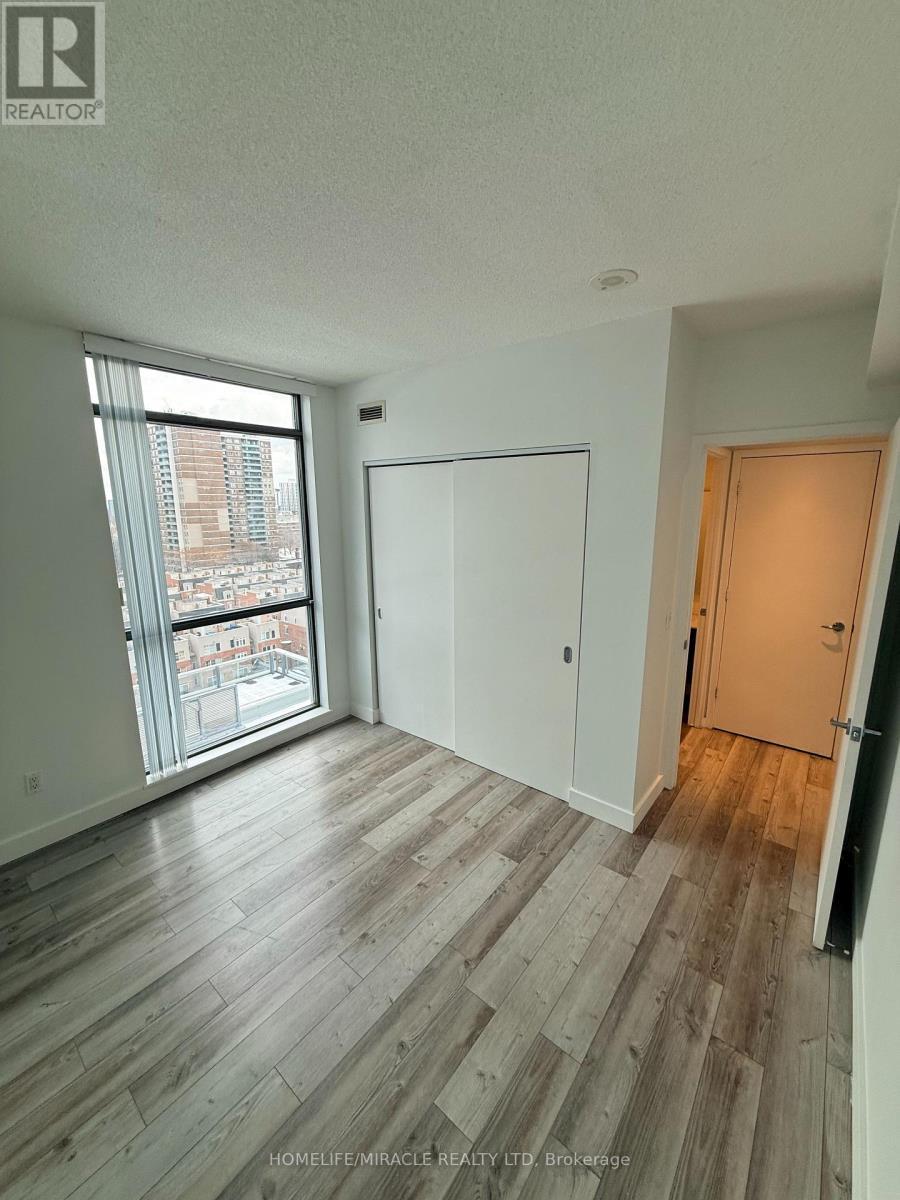 1106 - 285 Mutual Street, Toronto, ON