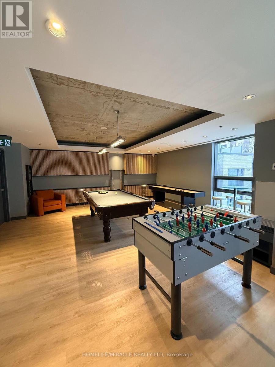 1106 - 285 Mutual Street, Toronto, ON