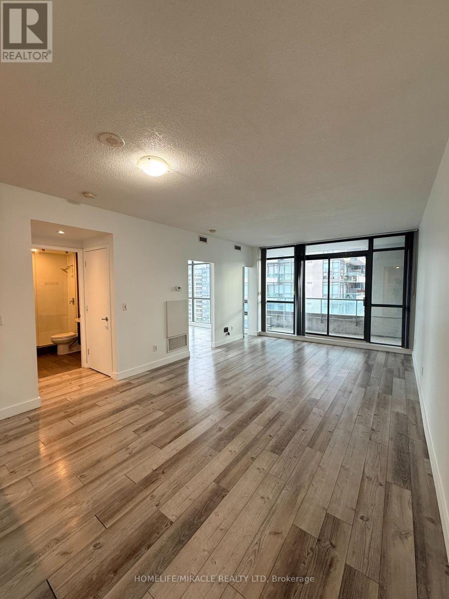 1106 - 285 Mutual Street, Toronto, ON