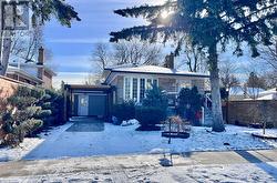 15 GLENDA ROAD Toronto, ON M1M 2H5