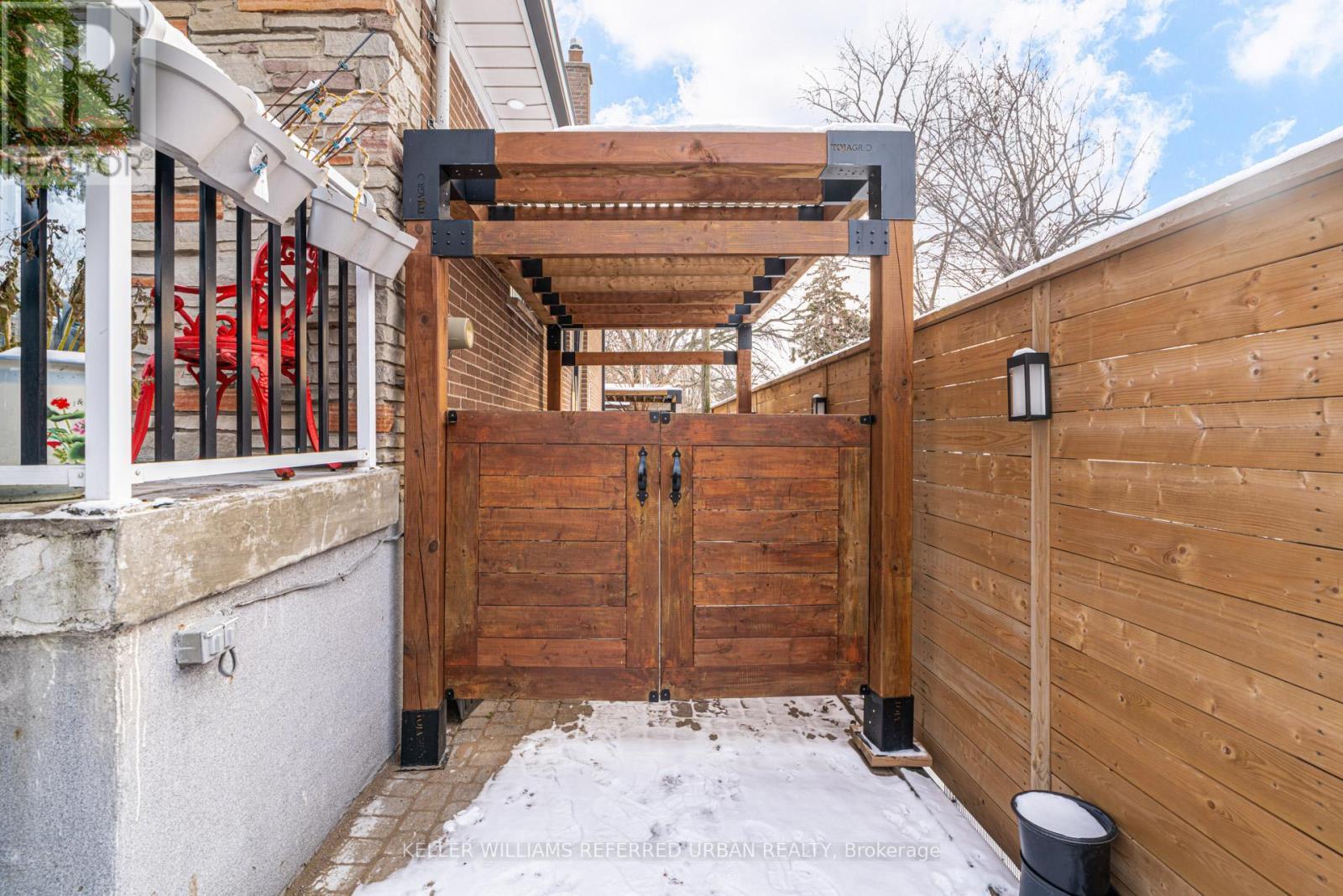 Side Gate and Pergolas - 15 Glenda Road, Toronto, ON - Outdoor With Exterior