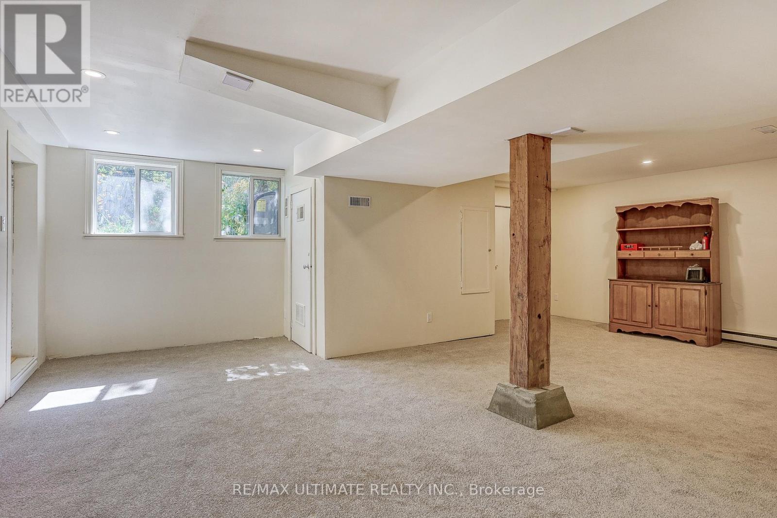 23 Westcroft Drive, Toronto, ON - Indoor