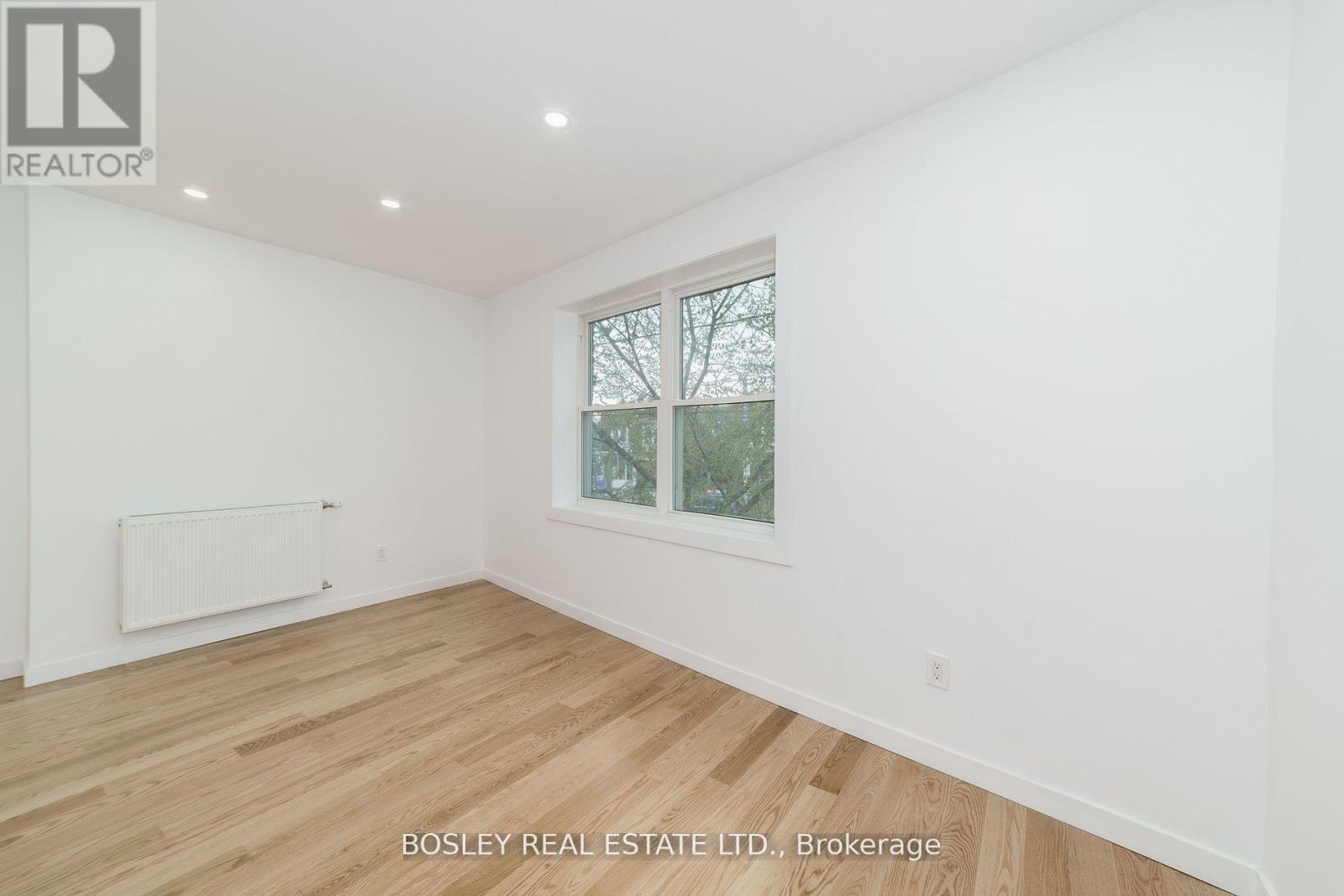 A - 926 Kingston Road, Toronto, ON