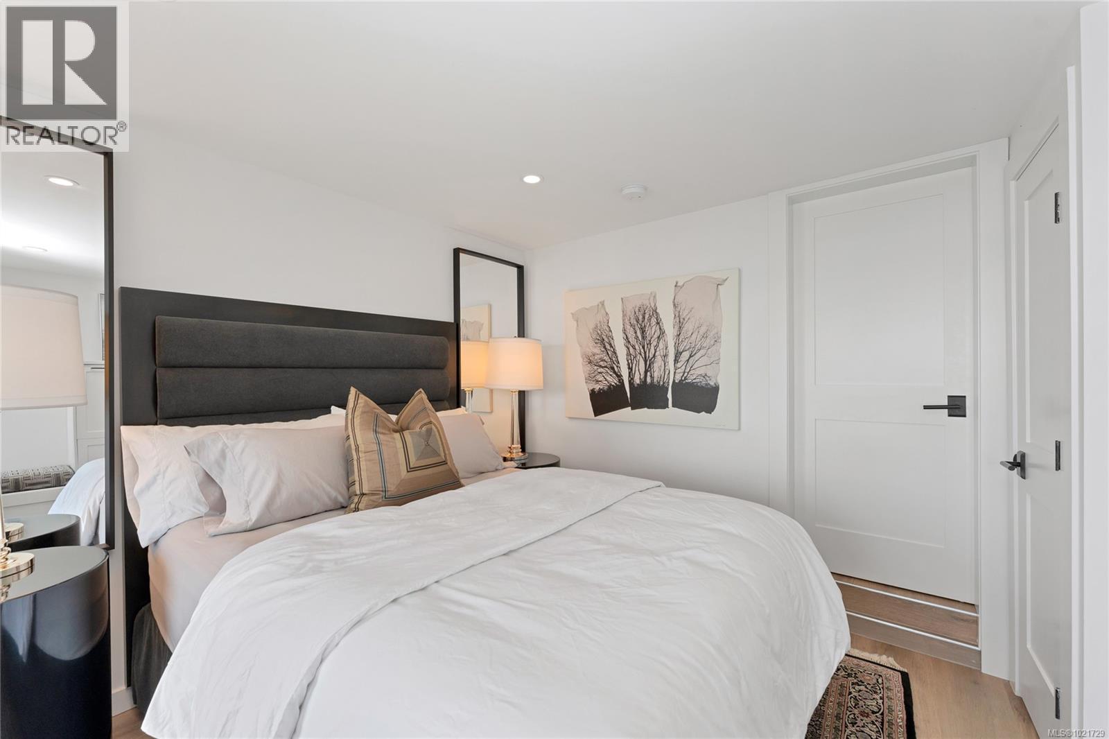 Second bedroom - 4 1723 Sandy Beach Rd, Mill Bay, BC - Indoor Photo Showing Bedroom