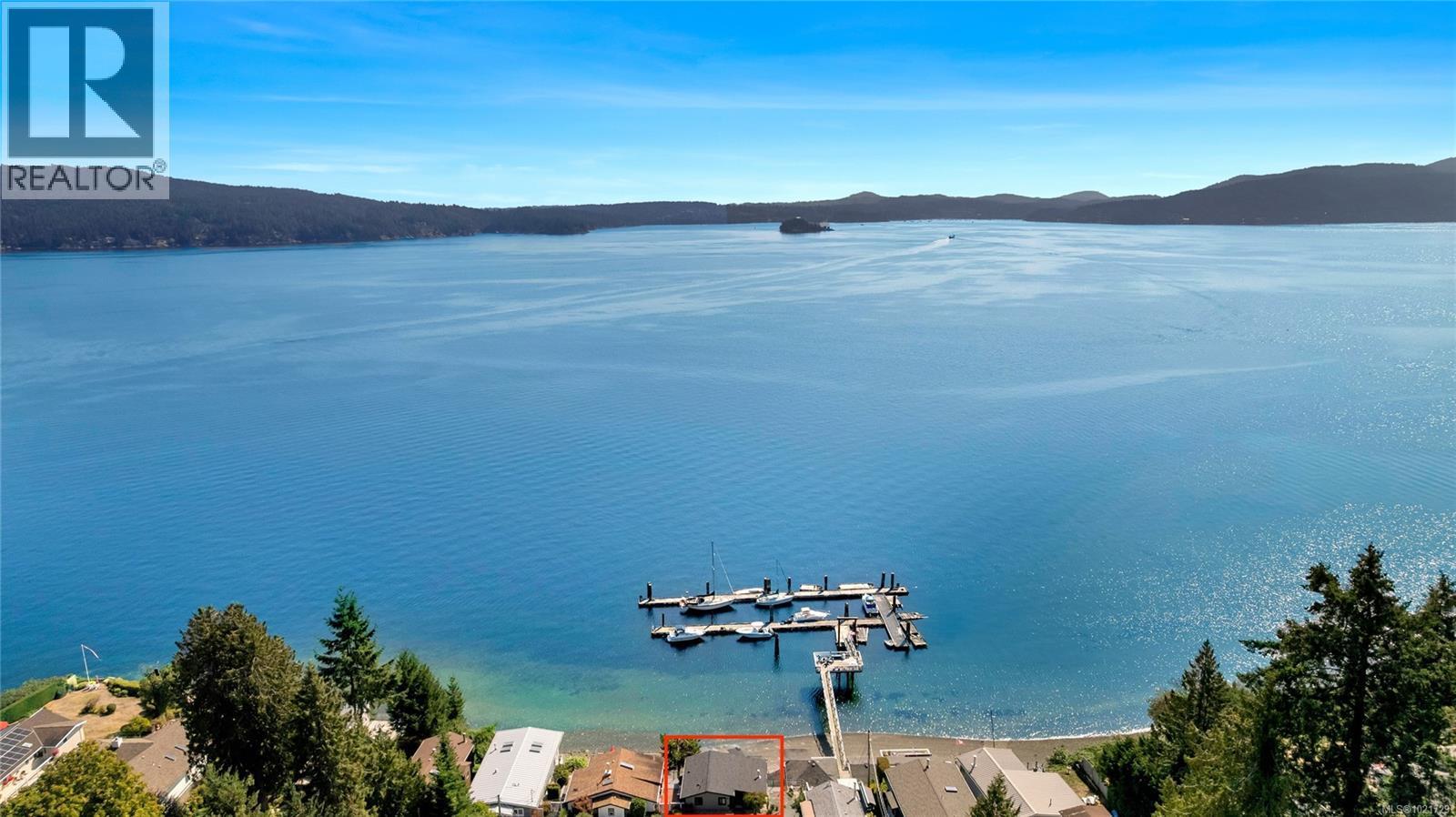 Expansive views of Saanich Inlet towards North and Central Saanich / Brentwood Bay - 4 1723 Sandy Beach Rd, Mill Bay, BC - Outdoor With Body Of Water With View