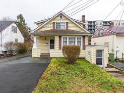 8 Ashdale Avenue Halifax, NS B3N 2C8
