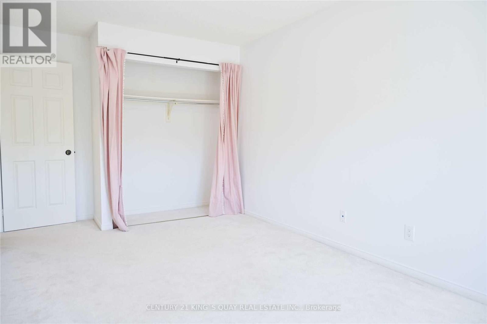 8 Samantha Circle, Richmond Hill, ON - Indoor