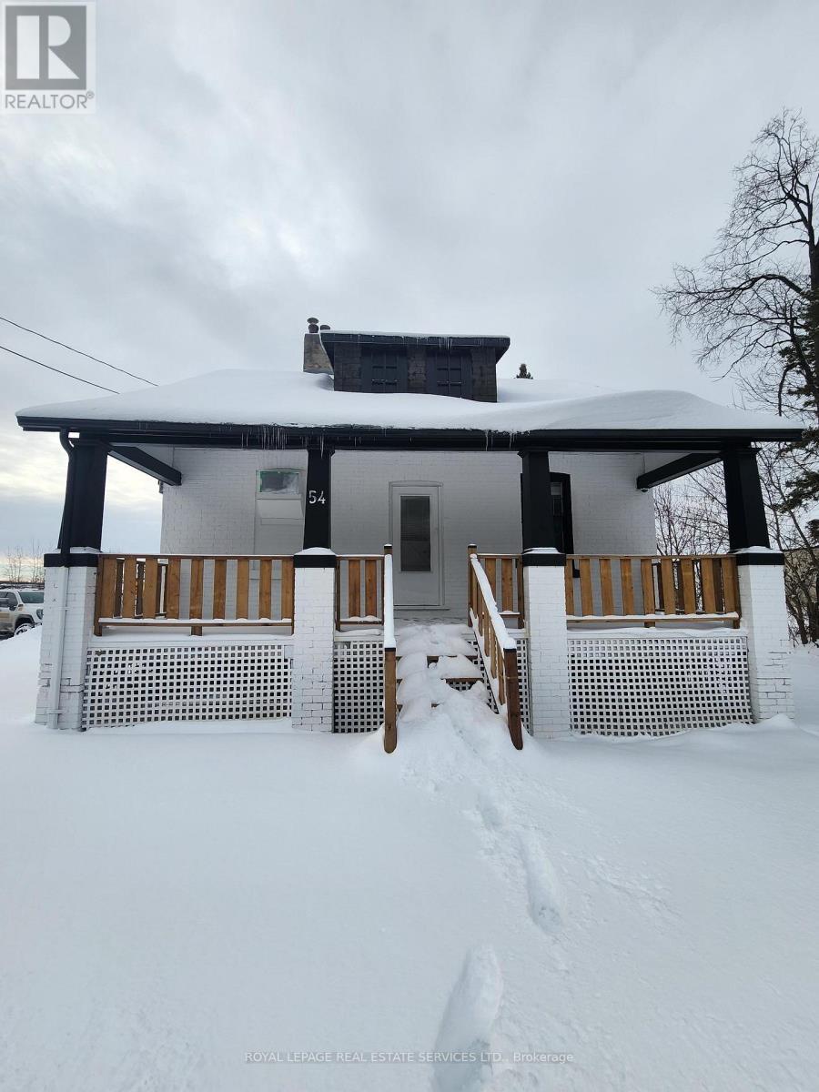 54 Ferndale Drive N, Barrie, ON