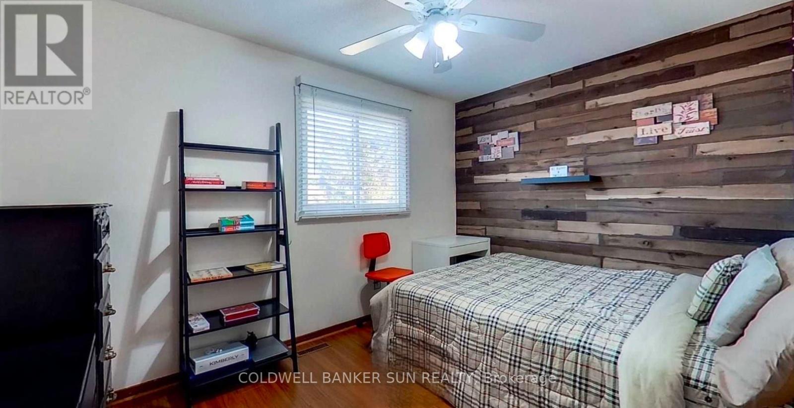 Upper - 6 Clearview Court, Brampton, ON - Indoor Photo Showing Bedroom