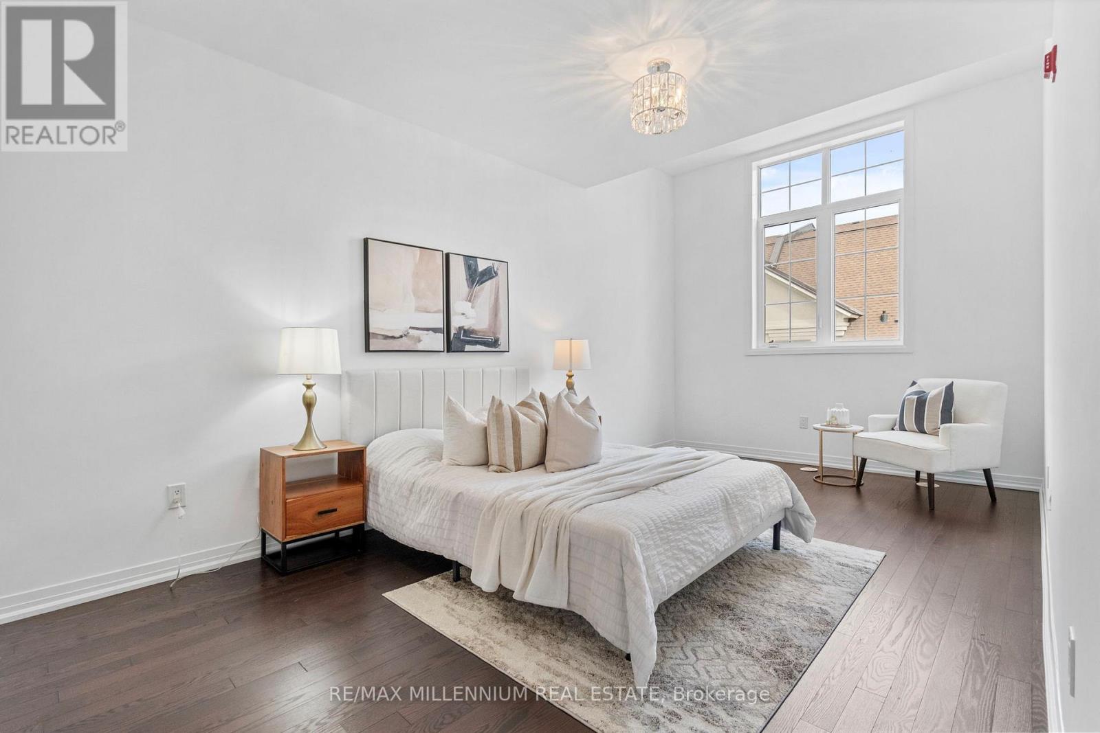 6 - 62 Preston Meadow Avenue, Mississauga, ON - Indoor Photo Showing Bedroom