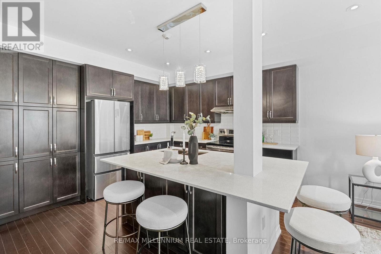 6 - 62 Preston Meadow Avenue, Mississauga, ON - Indoor Photo Showing Other Room