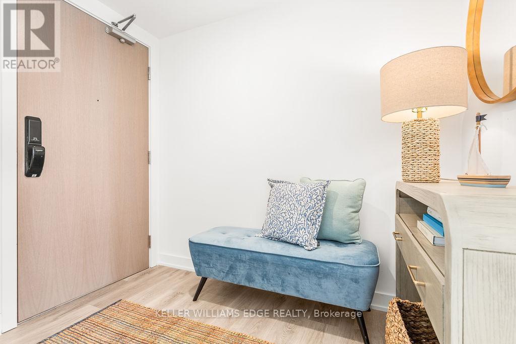 1207 - 370 Martha Street, Burlington, ON - Photo Showing Other Room