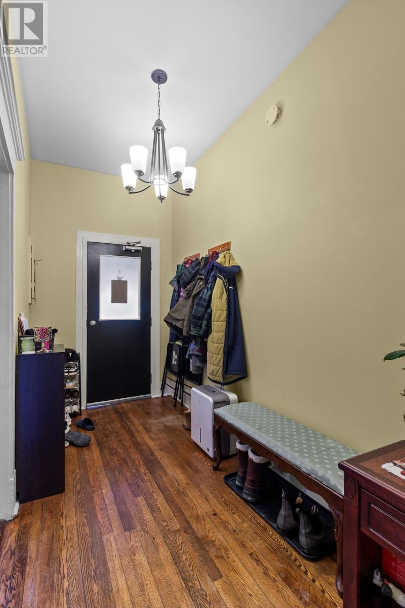 38 St Clare Avenue, St. John'S, NL