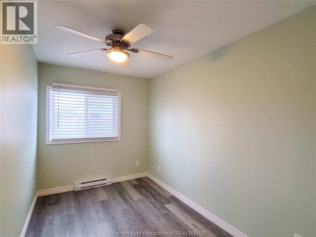 55 Campbell Street, Chatham, ON - Indoor Photo Showing Other Room