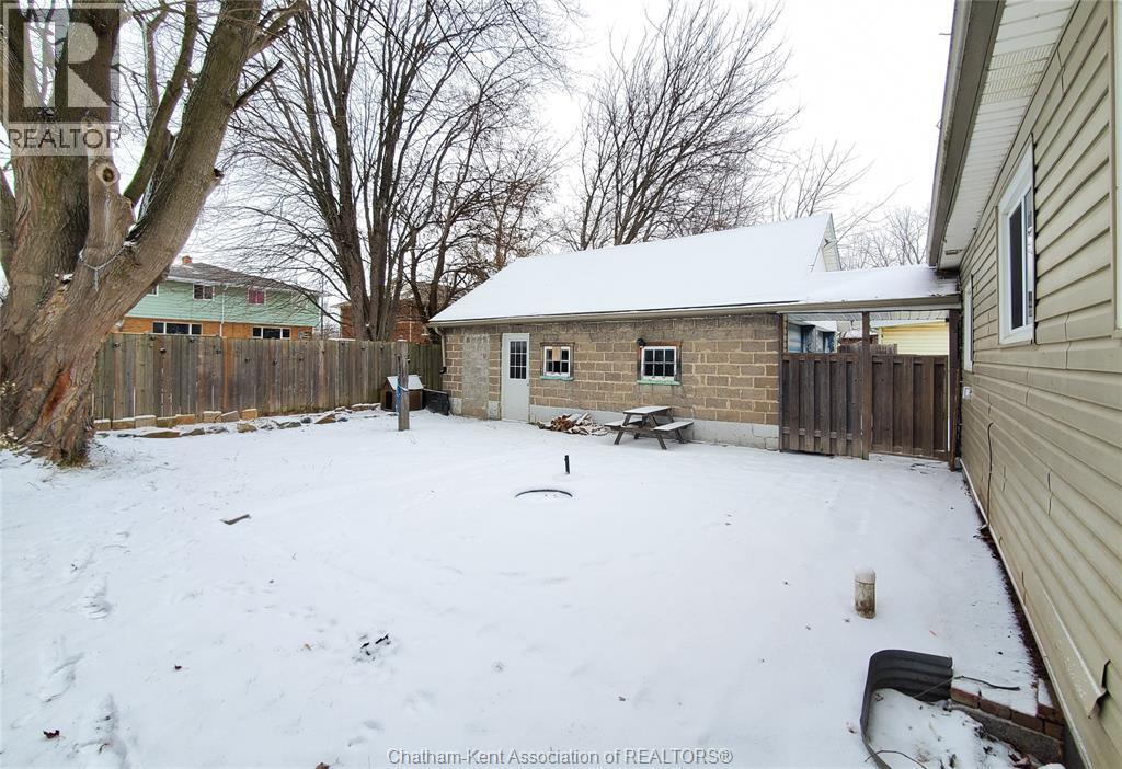 55 Campbell Street, Chatham, ON - Outdoor