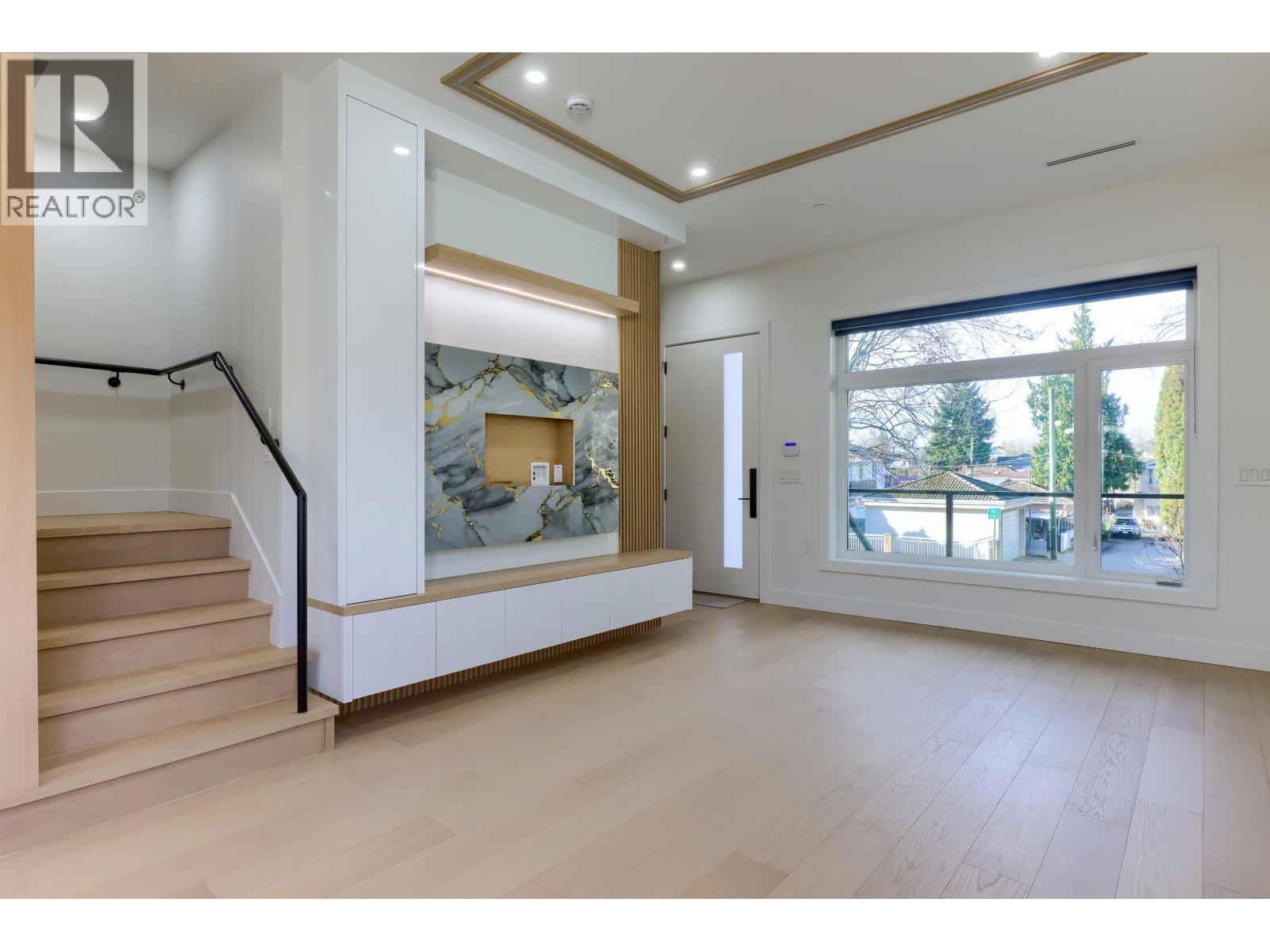 4670 Todd Street, Vancouver, BC - Indoor Photo Showing Other Room