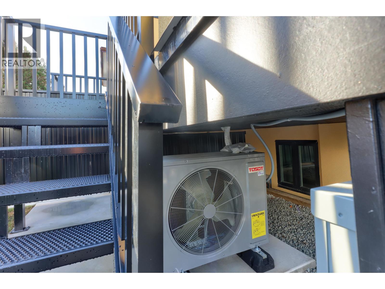 4670 Todd Street, Vancouver, BC - With Exterior