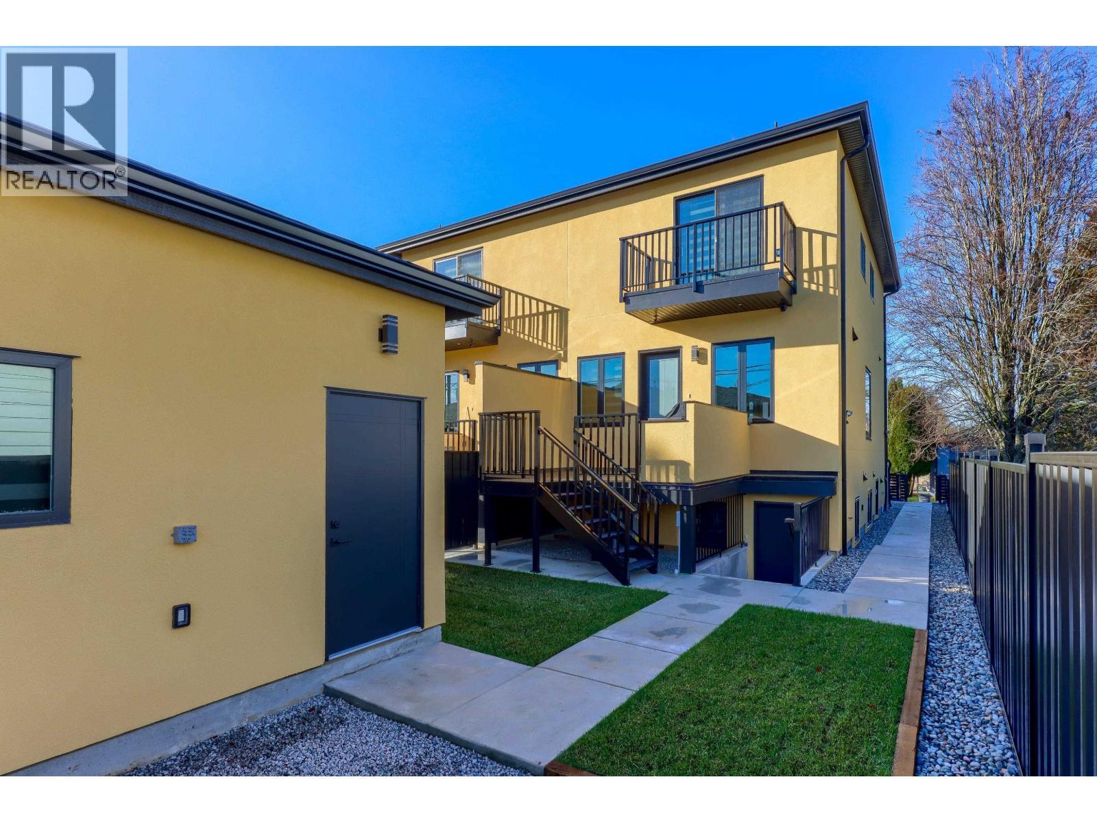 4670 Todd Street, Vancouver, BC - Outdoor