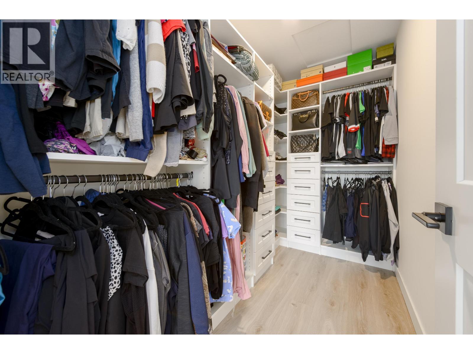 14112 Mier Drive, Maple Ridge, BC - Indoor With Storage