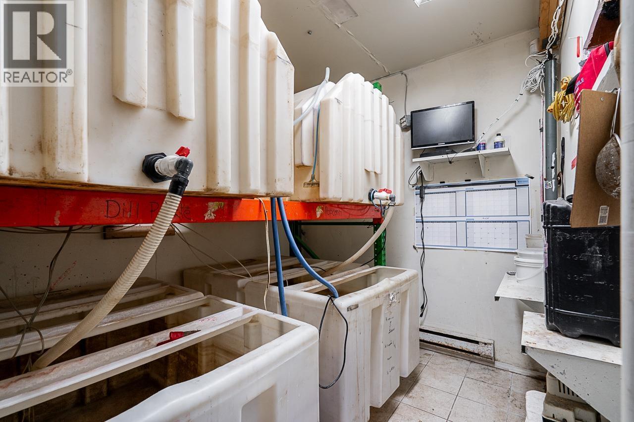 321 5930 No. 6 Road, Richmond, BC