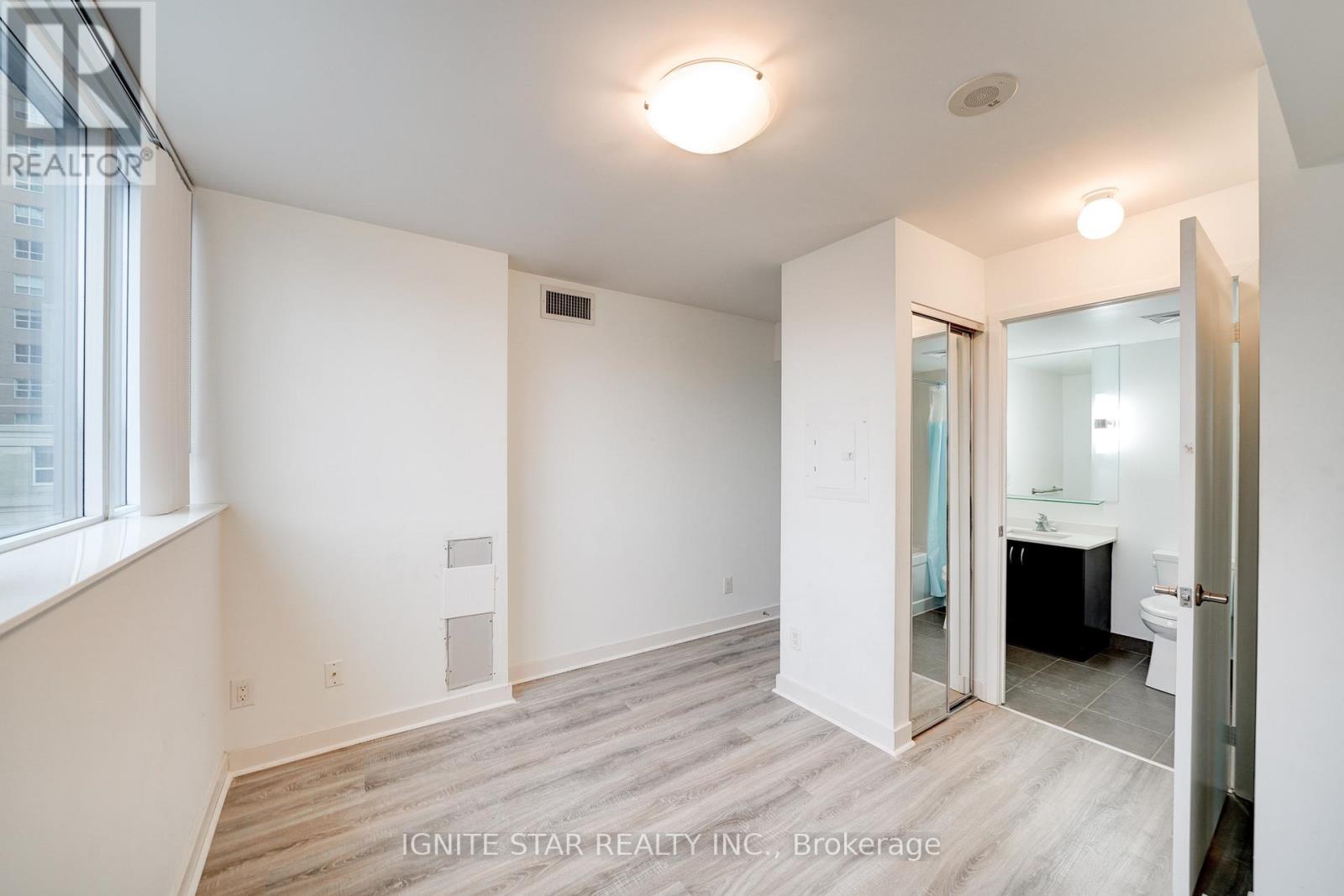 303 - 320 Richmond Street E, Toronto, ON - Indoor Photo Showing Other Room