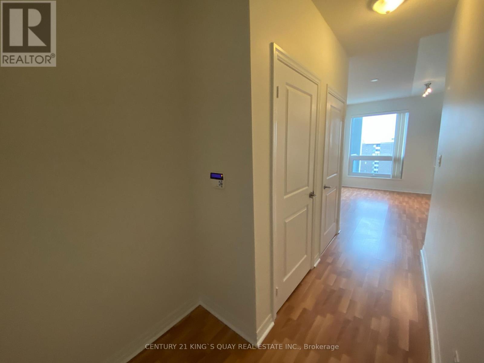 2004 - 30 Heron'S Hill Way, Toronto, ON - Indoor Photo Showing Other Room