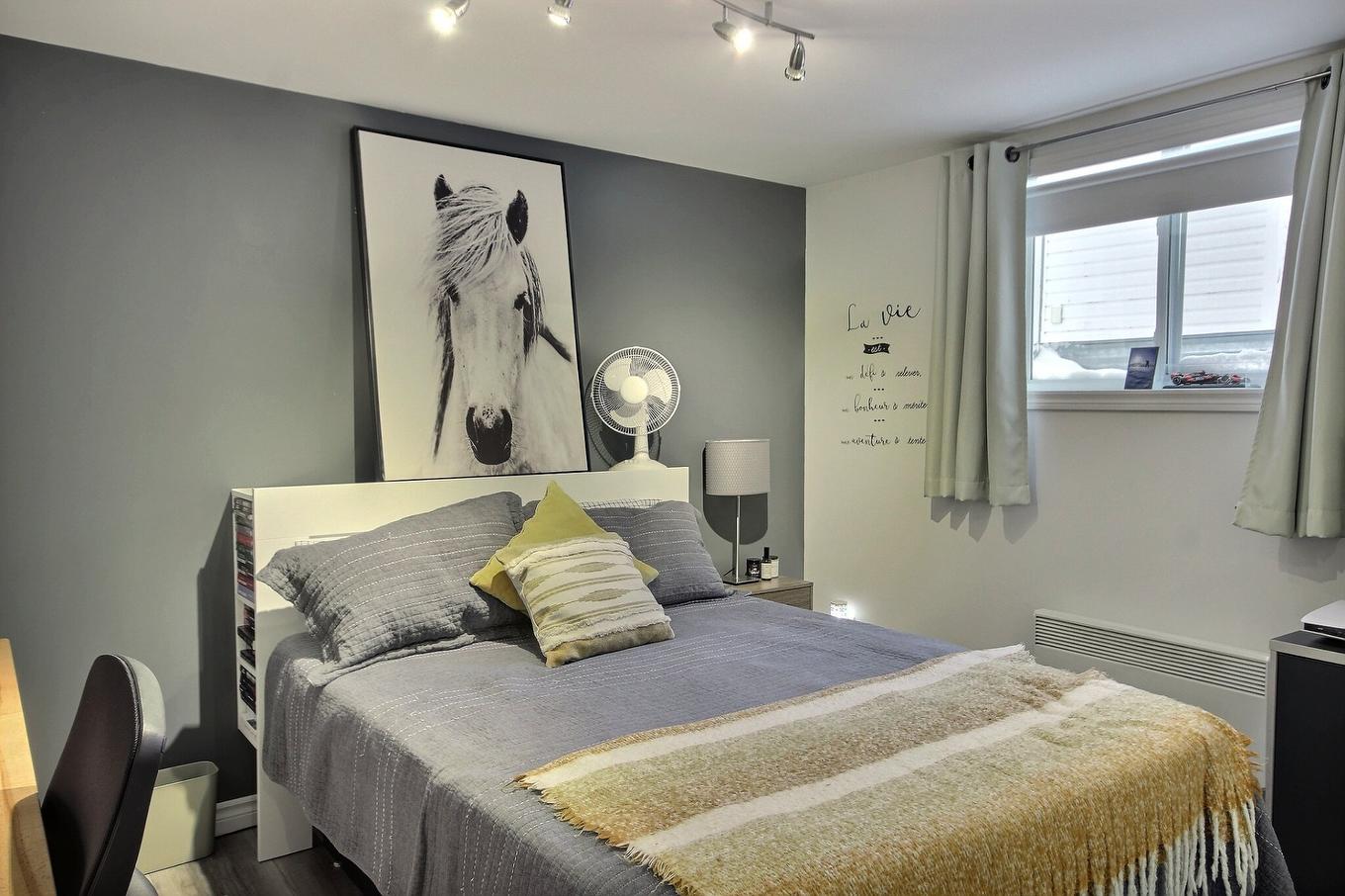 Chambre à coucher - 2 Rue Jolivet, Rouyn-Noranda, QC - Indoor Photo Showing Bedroom