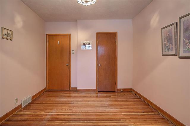 667 Ash St, Winnipeg, MB