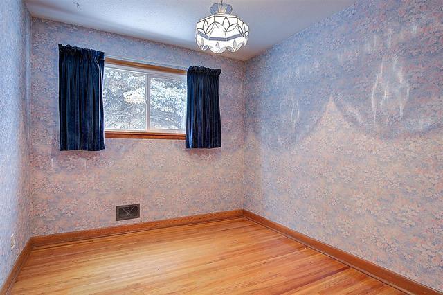 667 Ash St, Winnipeg, MB