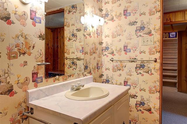 667 Ash St, Winnipeg, MB