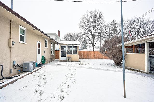 667 Ash St, Winnipeg, MB