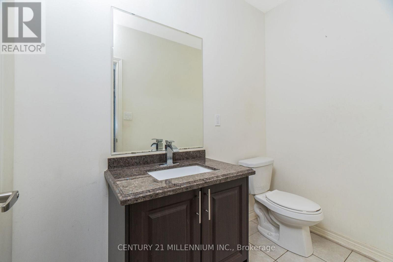 6 Ashfield Place, Brampton, ON - Indoor Photo Showing Bathroom
