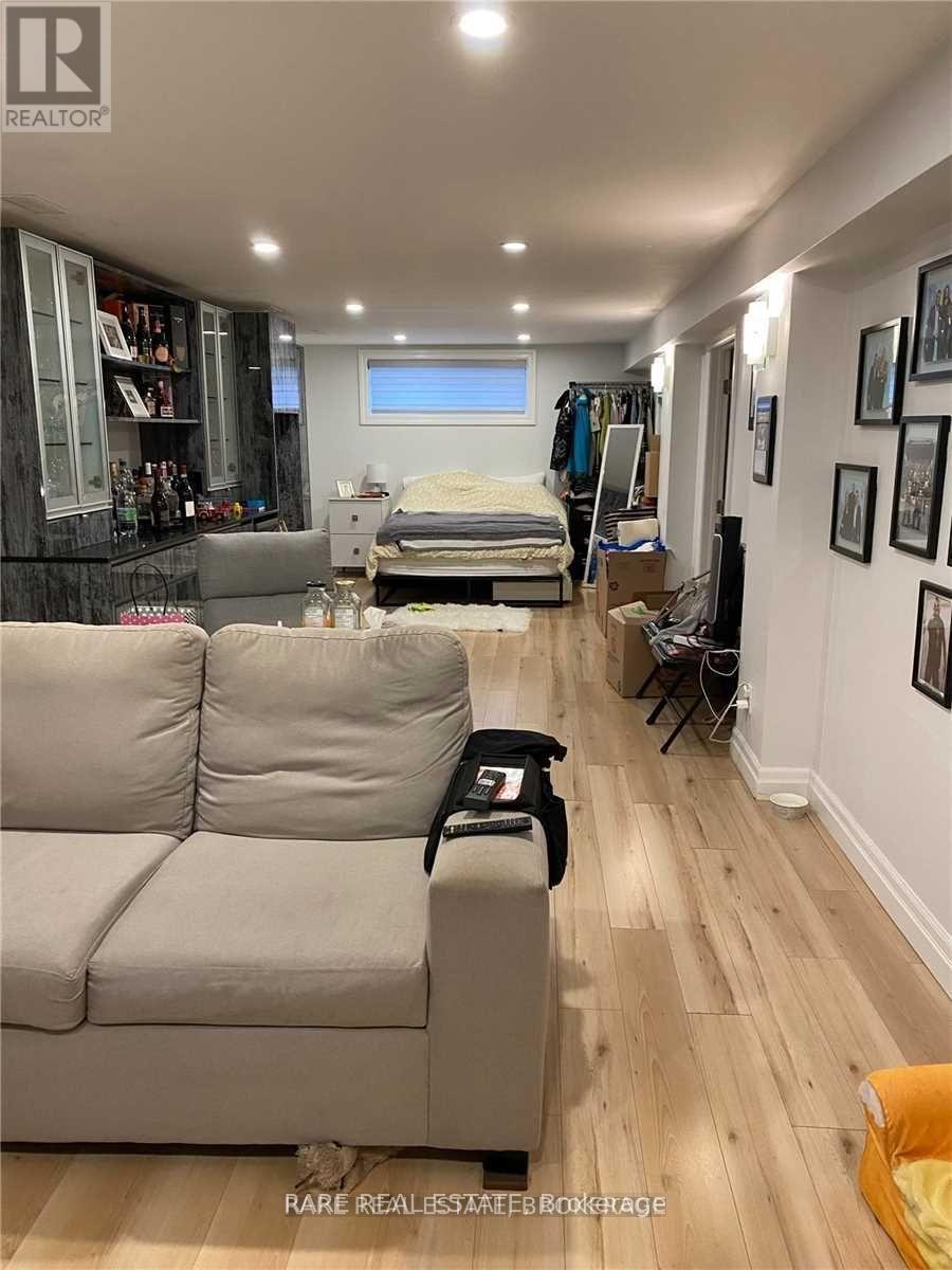 60 Patricia Drive, King, ON - Indoor