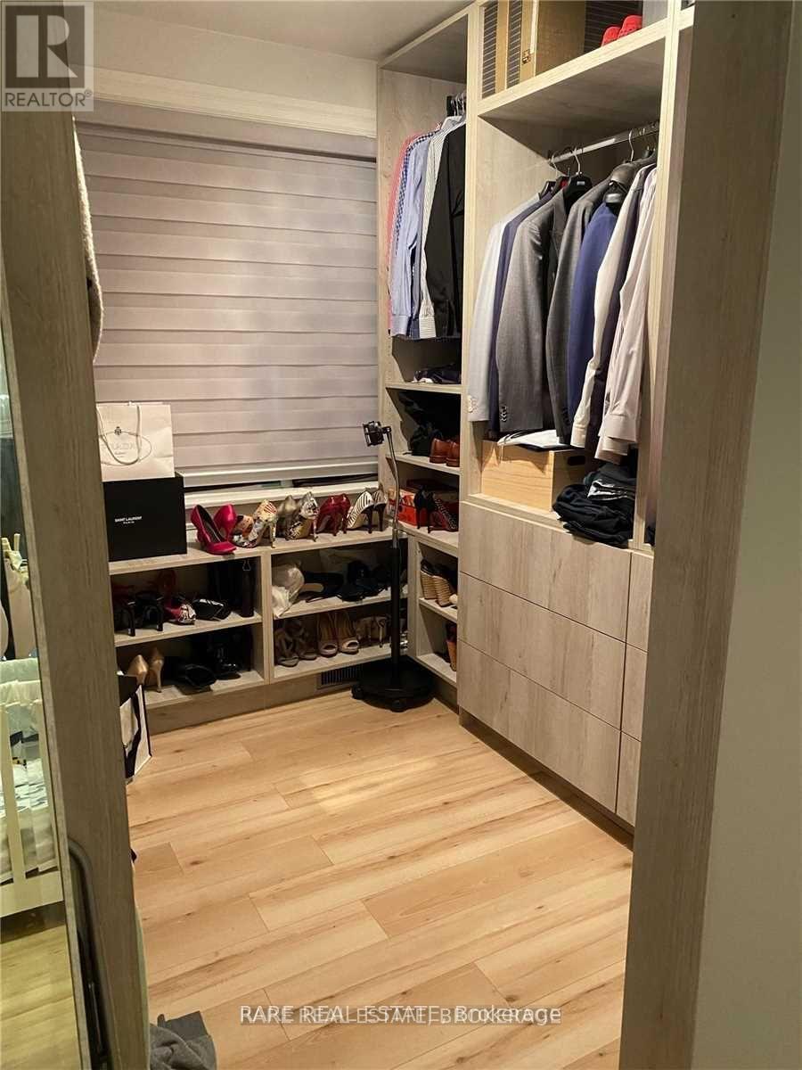 60 Patricia Drive, King, ON - Indoor With Storage