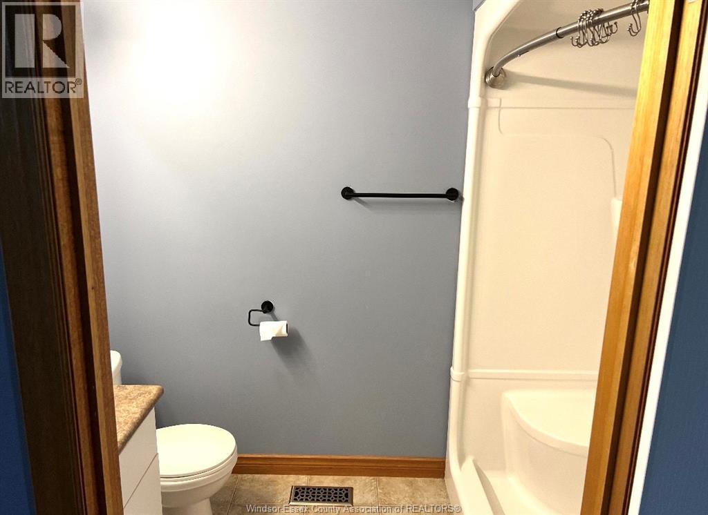 4316 Tumbleweed Crescent, Windsor, ON - Indoor Photo Showing Bathroom