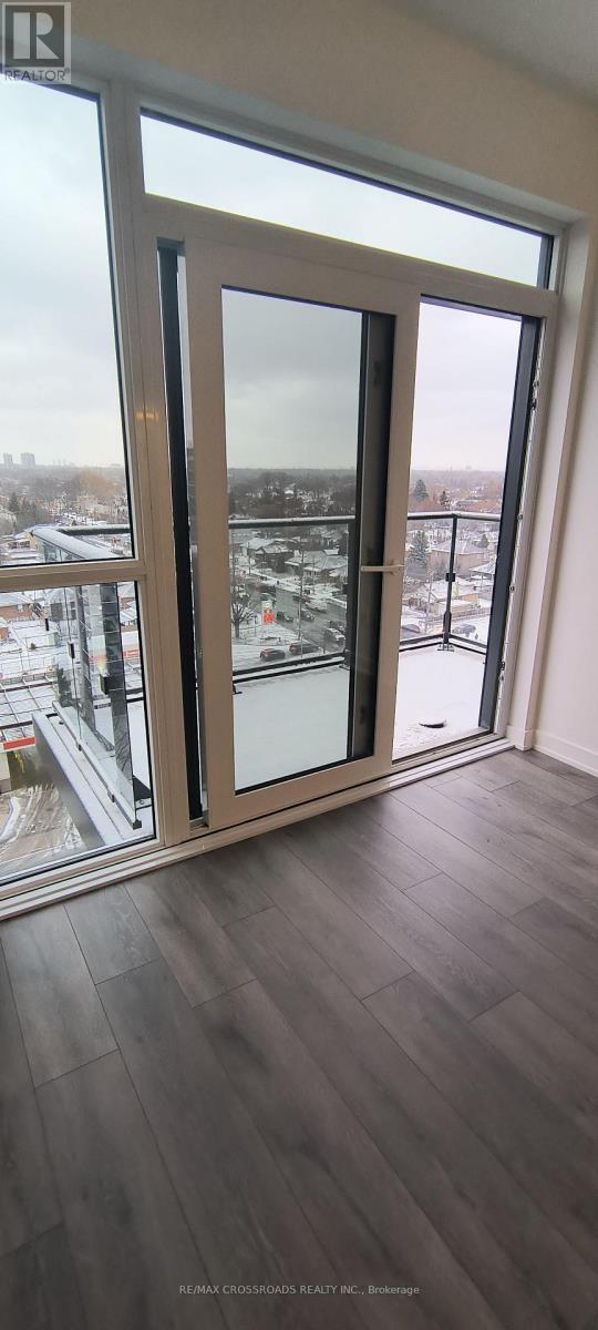 804 - 1007 The Queensway, Toronto, ON - Indoor Photo Showing Other Room