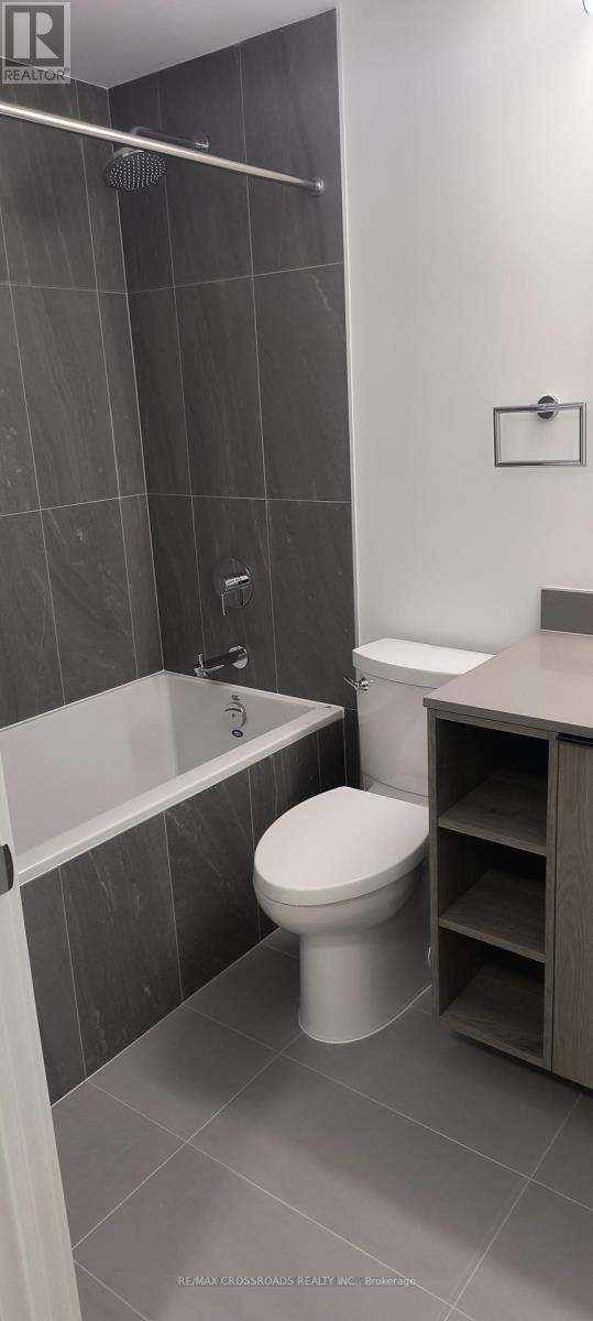 804 - 1007 The Queensway, Toronto, ON - Indoor Photo Showing Bathroom