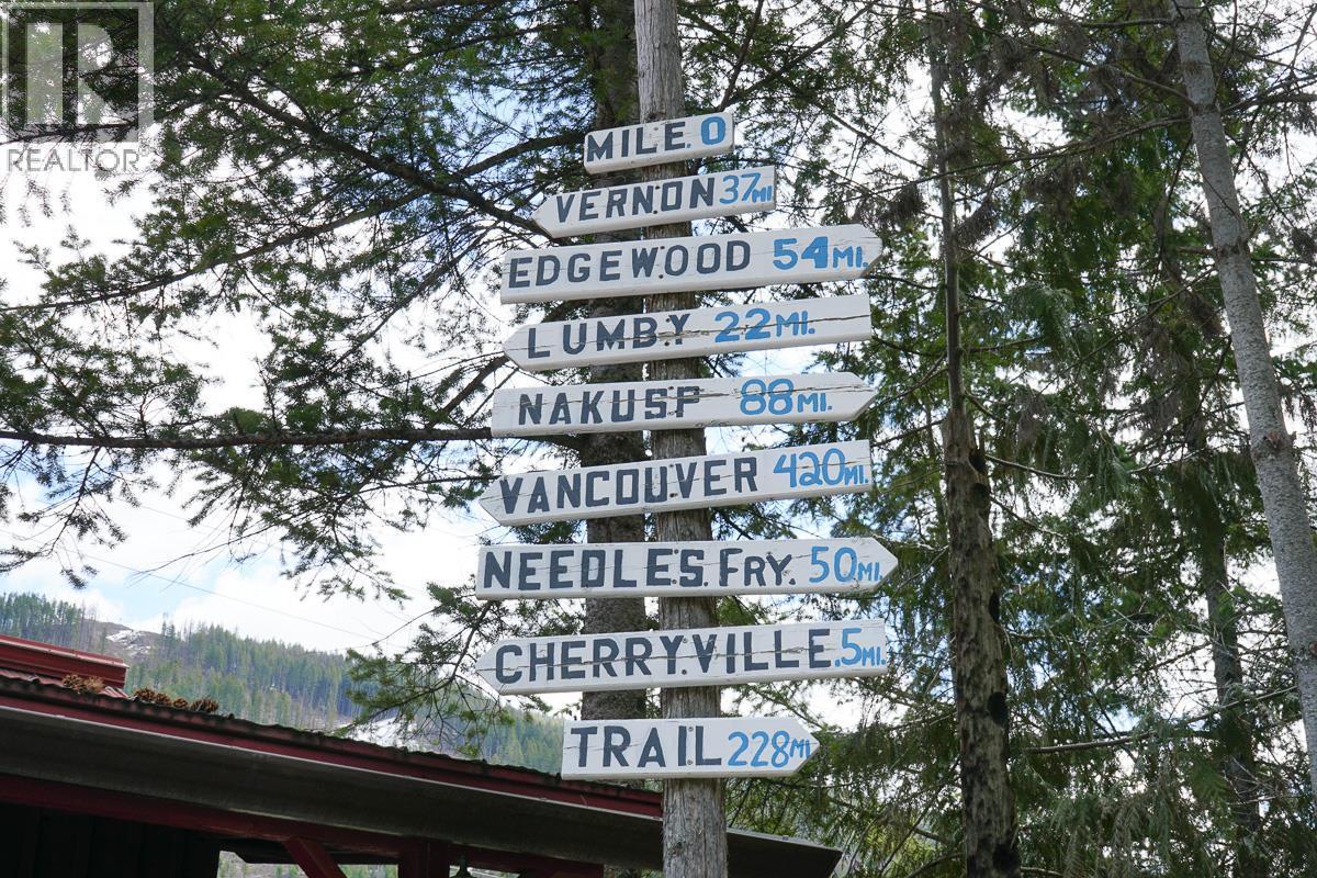 423 Highway 6 Highway, Cherryville, BC